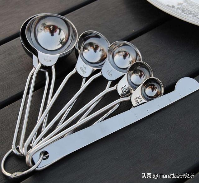 烘焙工具哪些值得入手,入烘焙坑需要买哪些东西