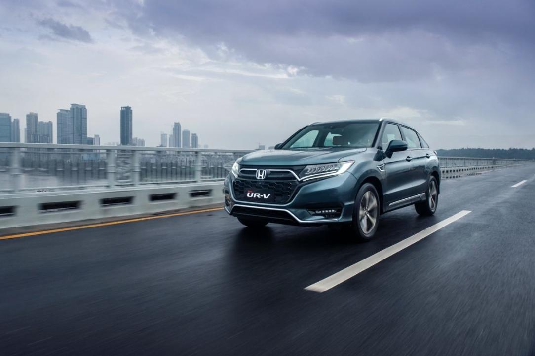 全新urv即将上市,新款urv曝光车身加长主打轻奢主义