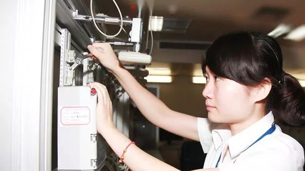 电工基础对电工有帮助吗,电工基础和零基础学电工哪个好