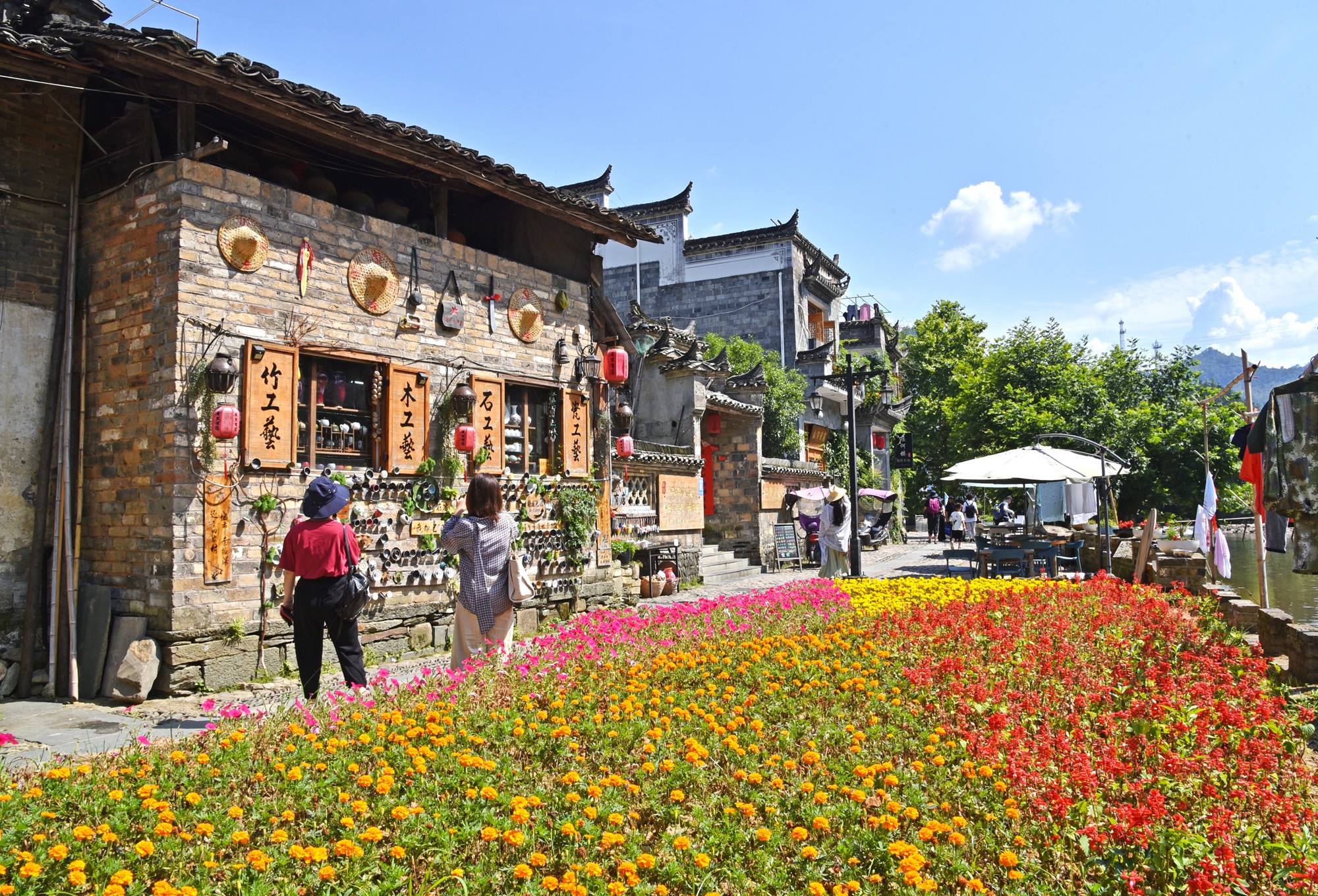 景德镇近代瓷器发展,千年瓷都景德镇有哪些瓷器