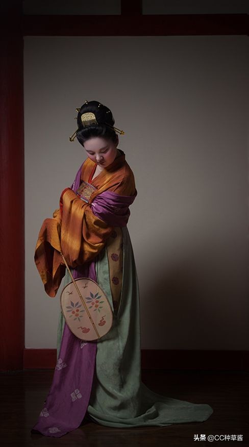 盘点各个年代的汉服,最正宗的汉服是什么样子的