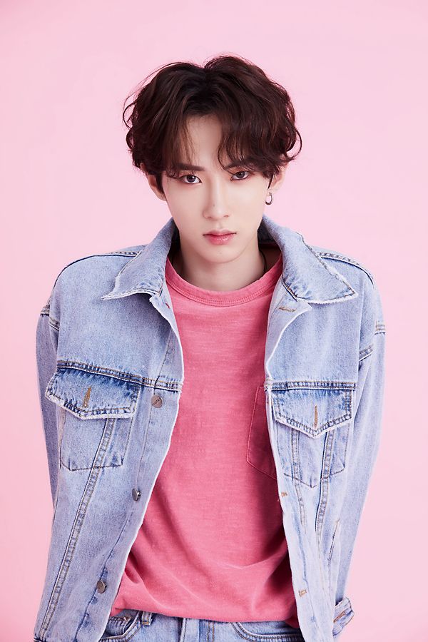 百分九出道夜乐华七子,沙雕男团百分九乐华七子