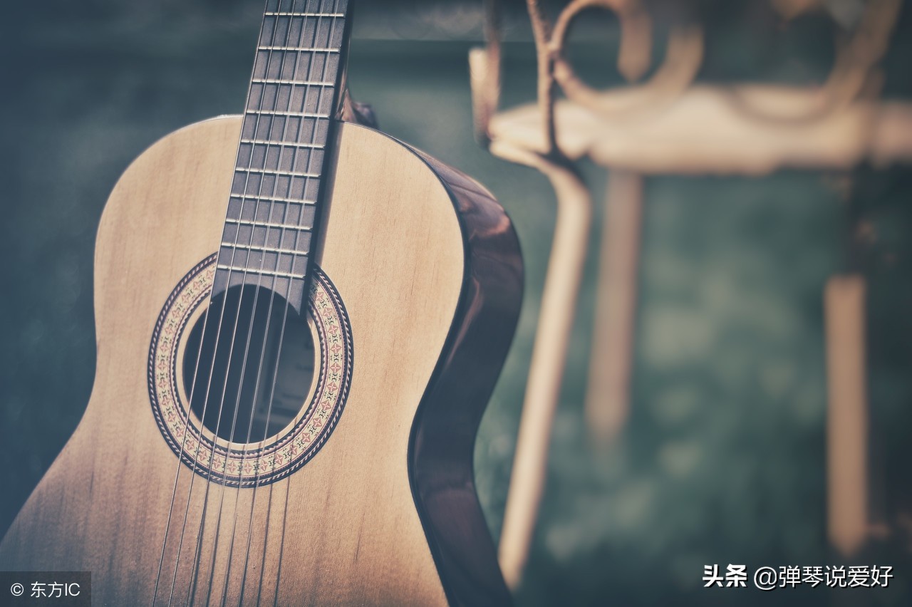 初学弹吉他和弦教学视频,吉他击弦入门教程