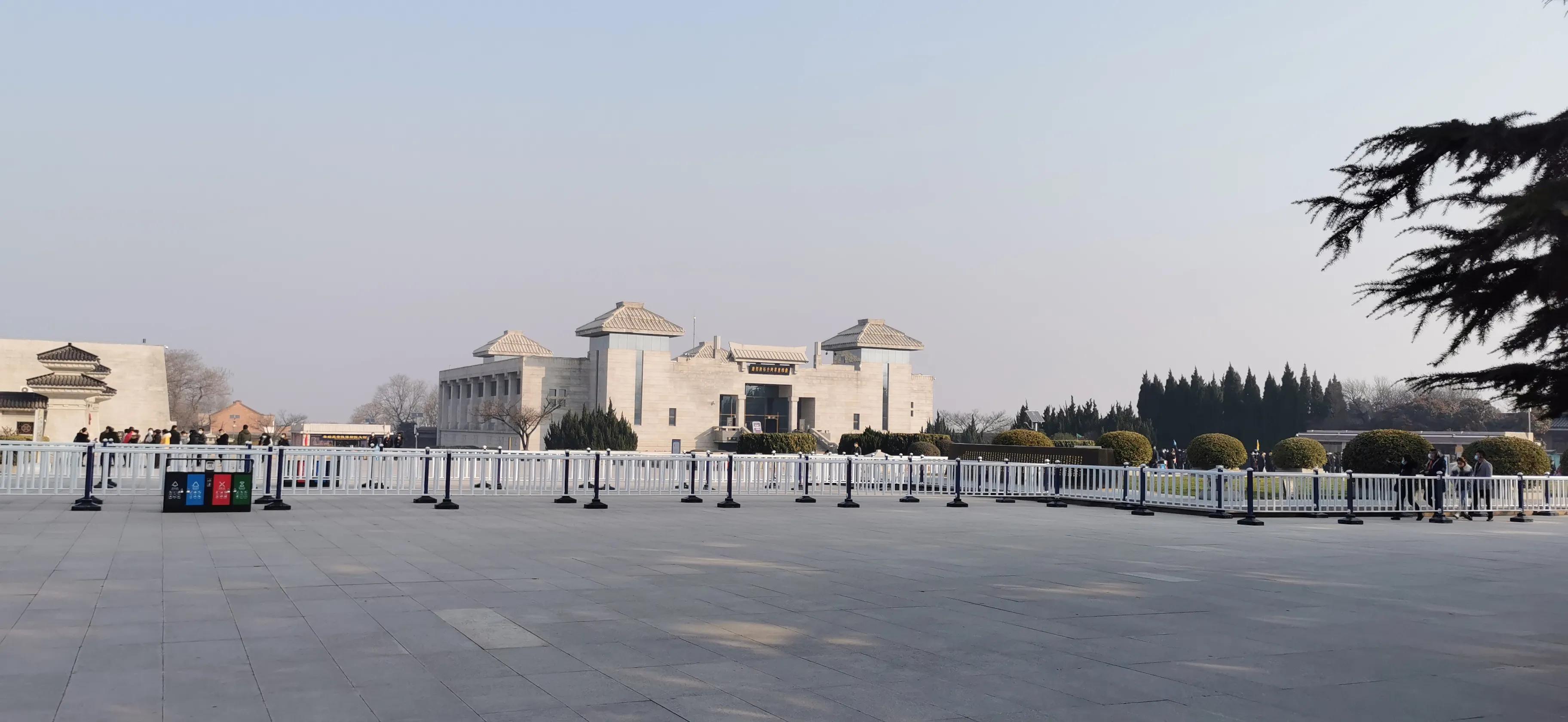 秦始皇陵兵马俑现场有讲解吗,秦始皇陵兵马俑的所在地