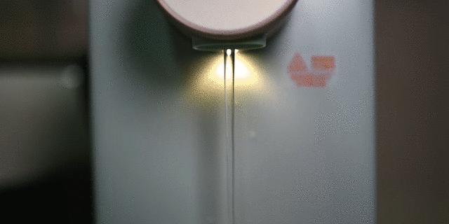 三秒即热饮水机和一般饮水机,心想即热饮水机怎么使用