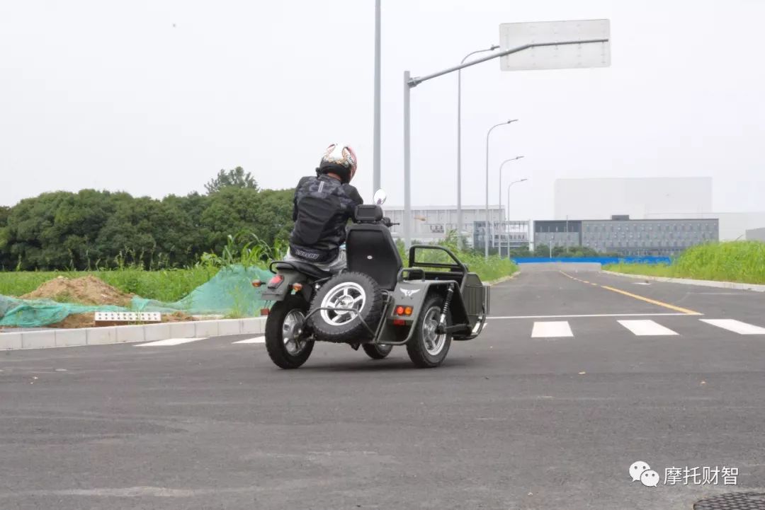 银钢巡逻者300边三轮价格,银钢巡逻者200边三轮