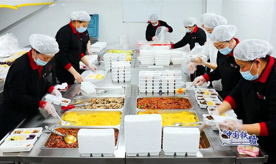 12306鍙戠幇缇庨,12306鍥炲簲杞﹀帰鍚冧笢瑗胯瀚屽懗閬撳ぇ