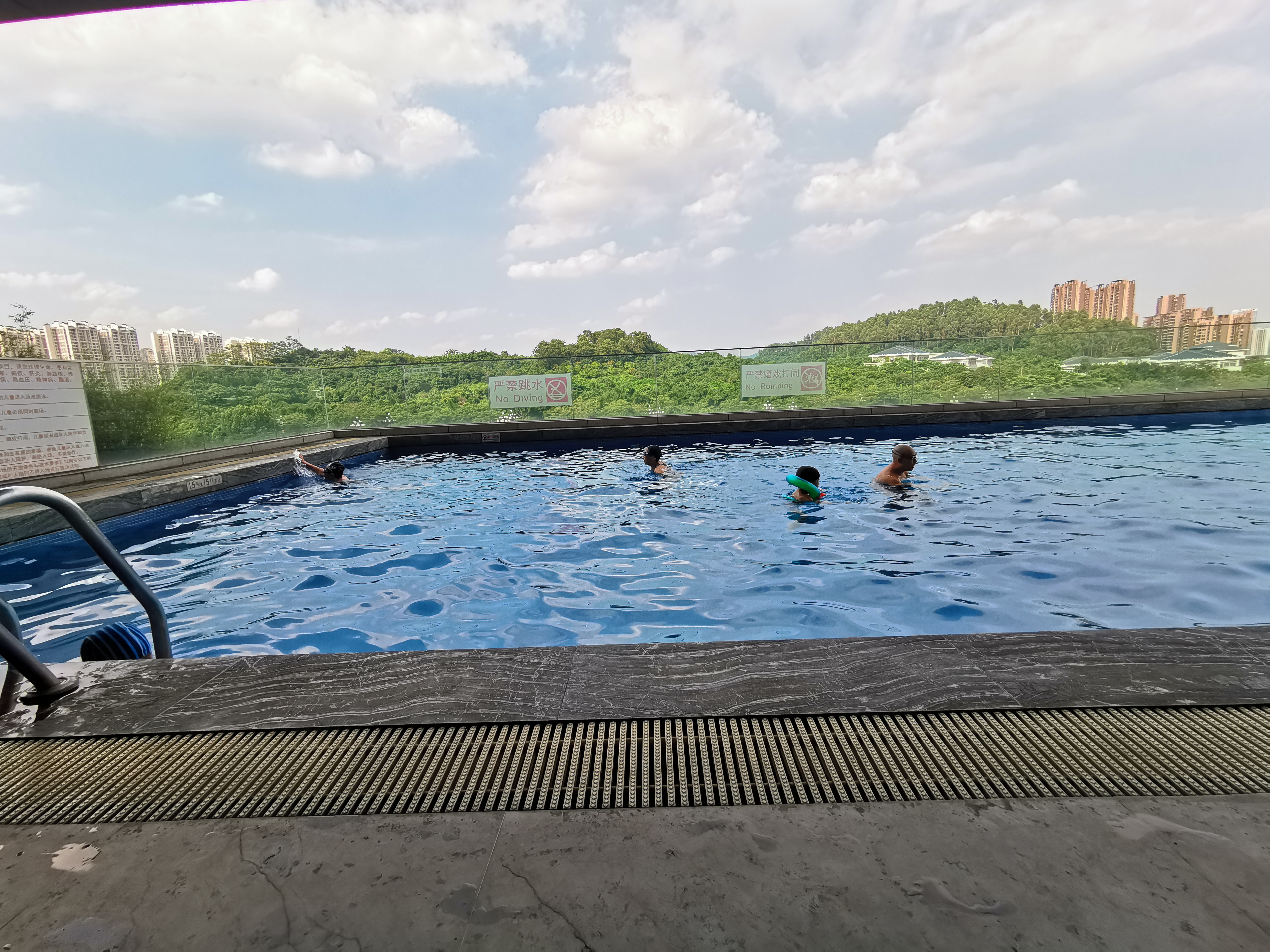 广州汇华希尔顿逸林酒店月饼,广州汇华希尔顿逸林酒店自助餐厅