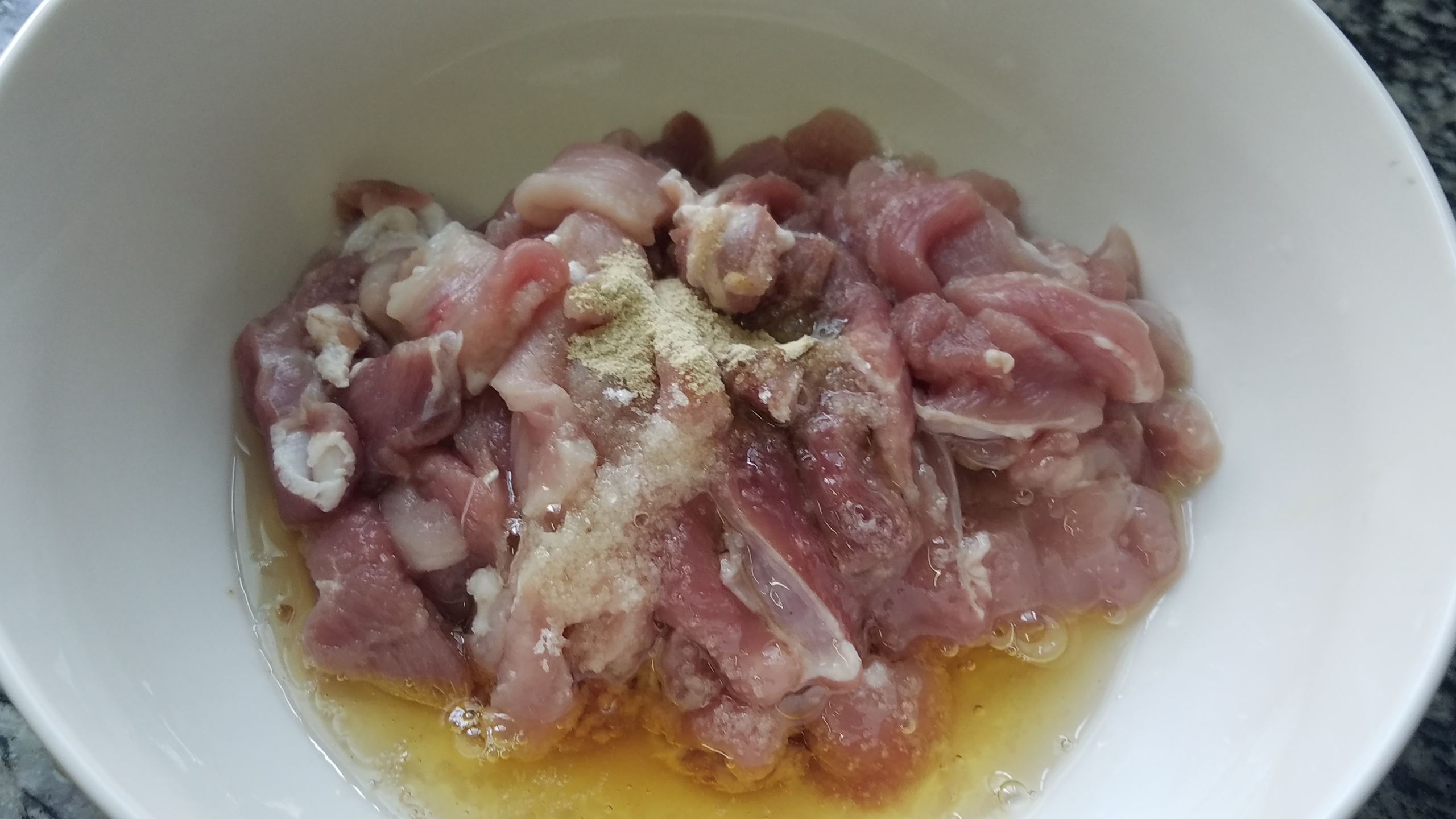 番茄肉片怎么做肉更嫩好吃又简单,西红柿滑肉片汤做法