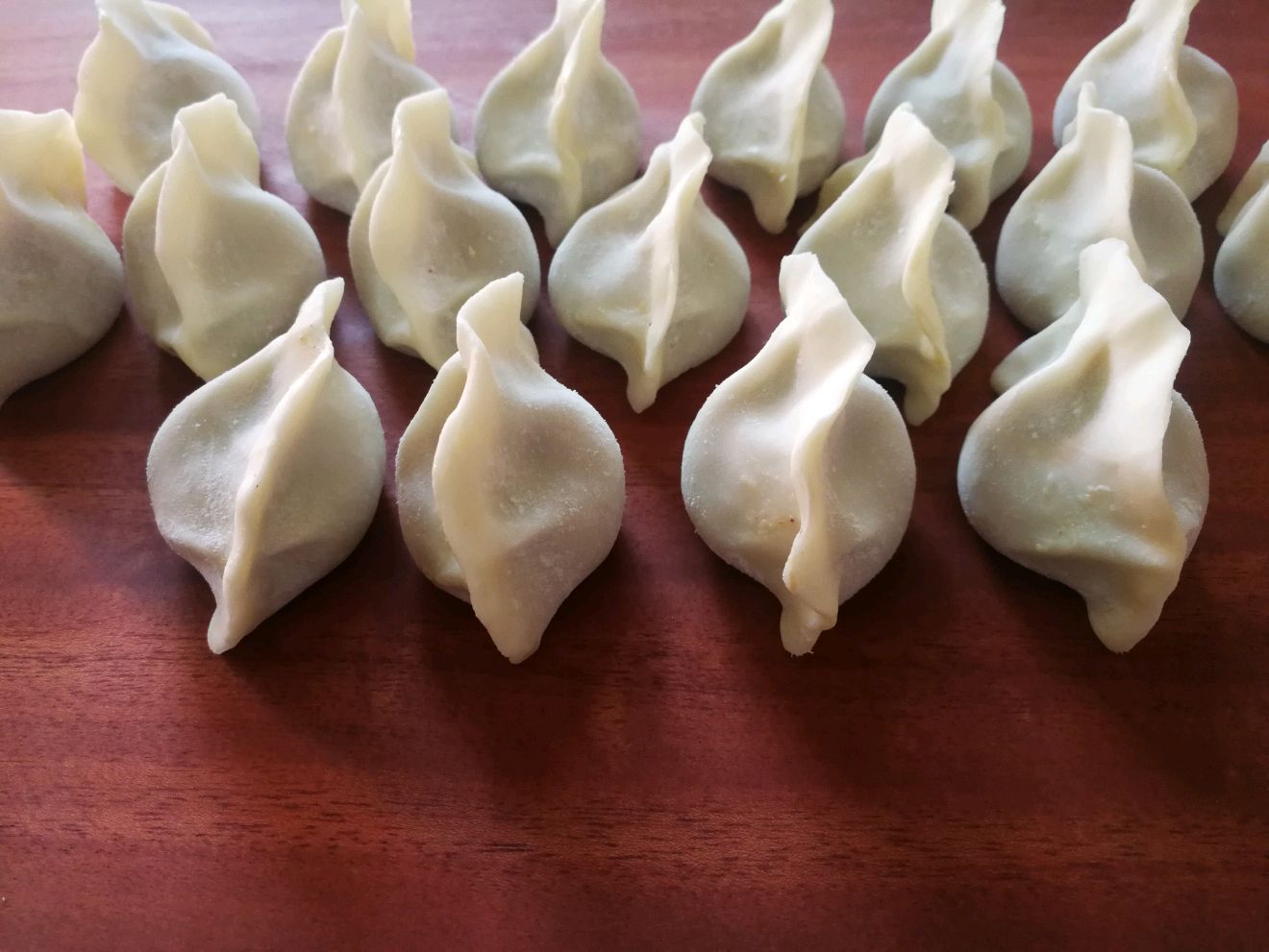 速冻饺子怎么储存不干裂,饺子怎么冻就不裂缝