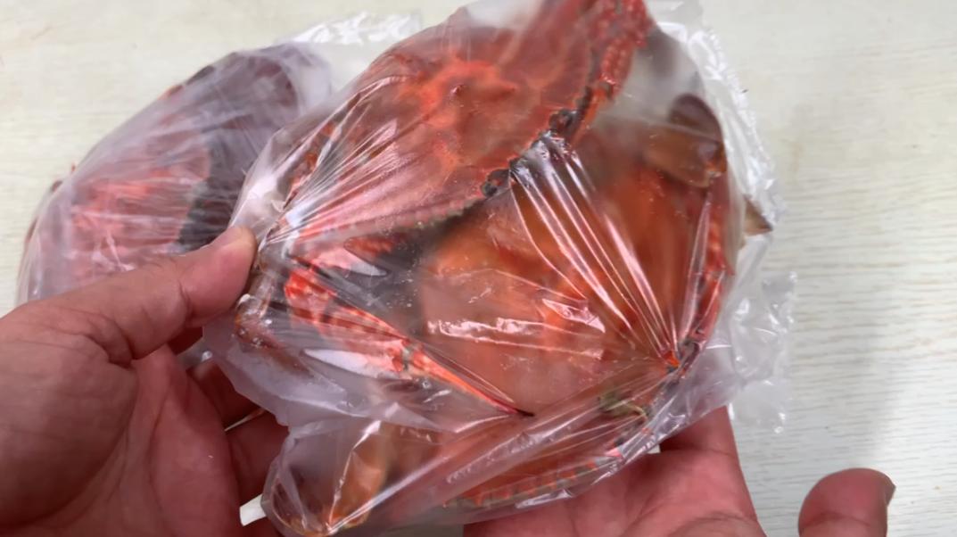 螃蟹保存,教你一招!放10天都新鲜,中秋不用再花高价买着吃了