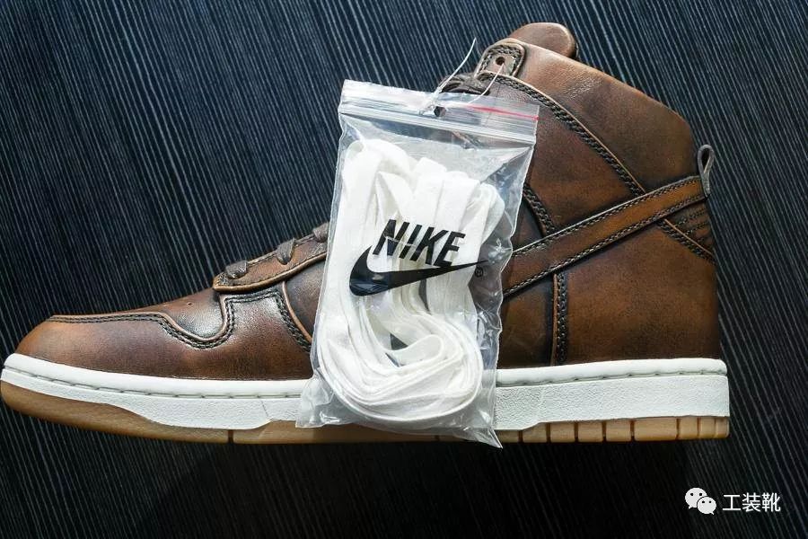 可能是耐克最咔叽最有质感的鞋——NikeLabDunkLuxBurnishd