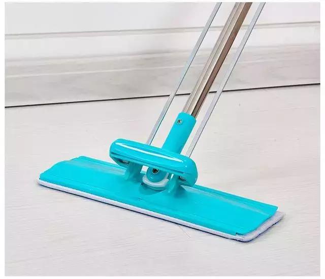 木地板经常拖地是不是容易发黑,拖地后地板有水渍怎么回事