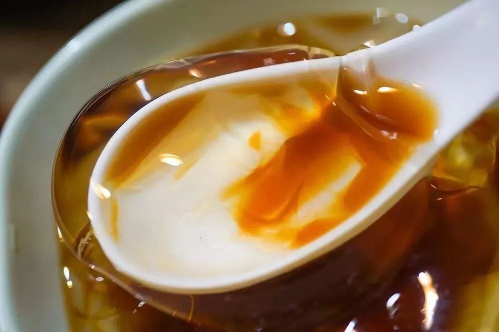 比冰棍养生,比奶茶解暑,三伏天的Q弹爽滑都在这碗中