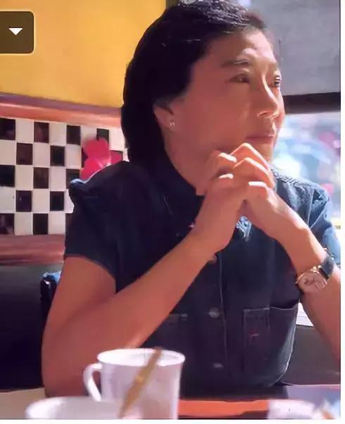 17岁成名19岁生子，用300本书影响一代人的师太，到底是怎样的人