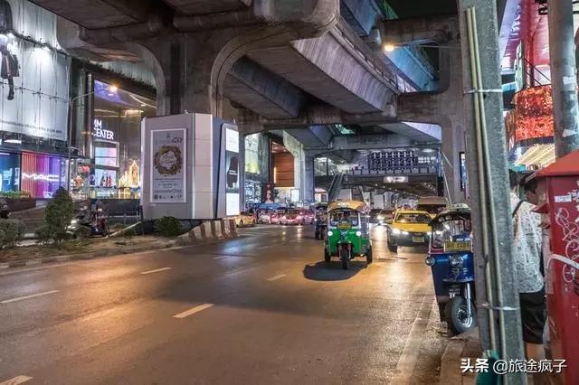 曼谷旅行去哪里买买买，这份购物攻略已经整理好了