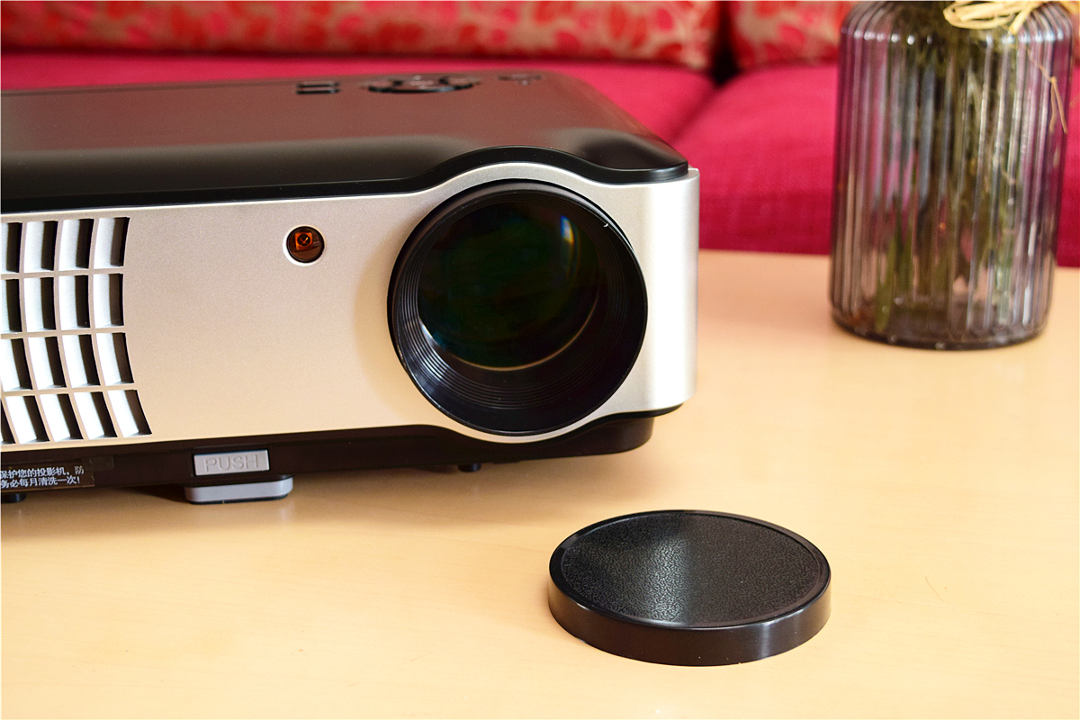 瑞格尔rd806投影机可以连wifi吗,瑞格尔rd806投影机能连手机吗