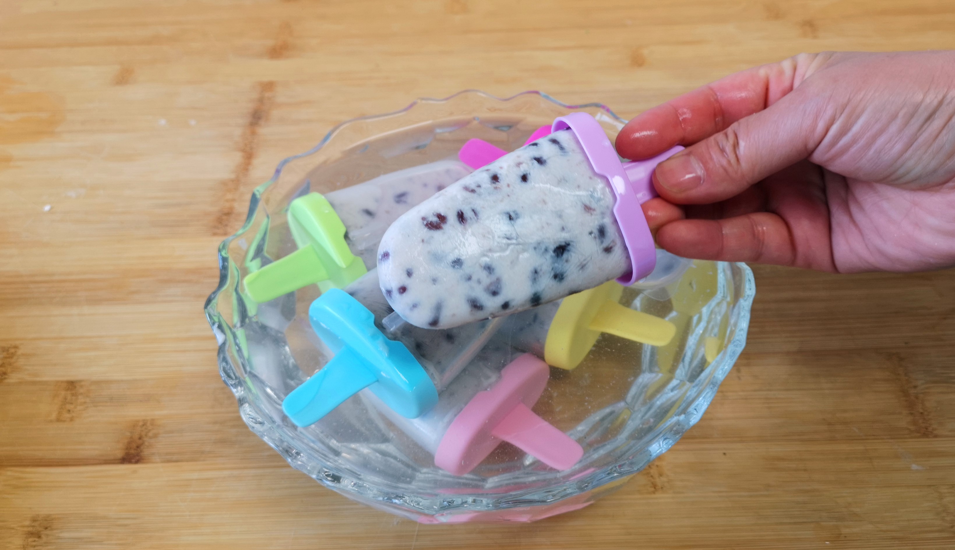 自己做雪糕不要什么添加剂,无任何添加剂的雪糕吃得放心