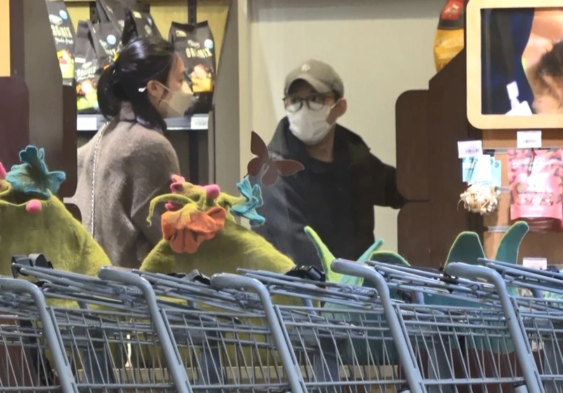 郭晶晶小叔子年轻照片,郭晶晶小叔子近照