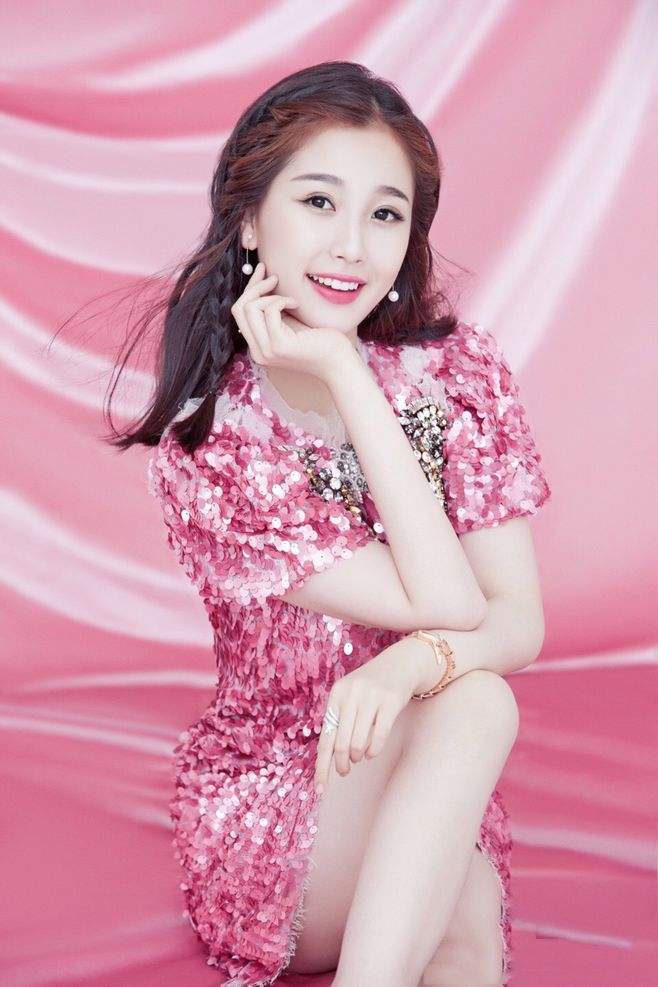 百变风格虞书欣照片,虞书欣同款写真风格