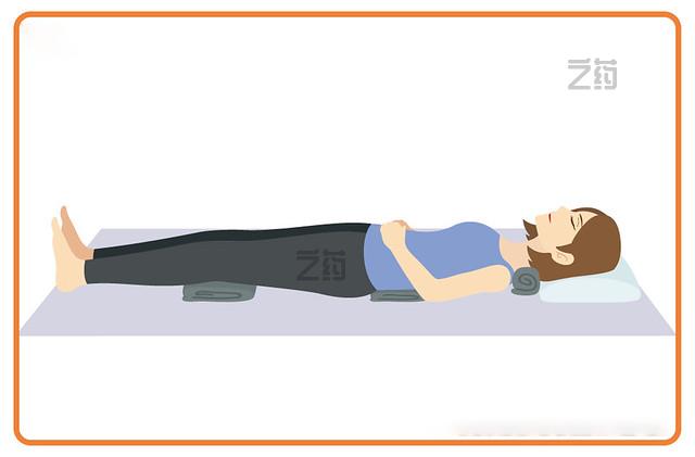 缓解腰痛的平躺睡姿,平躺左侧腰痛怎么缓解