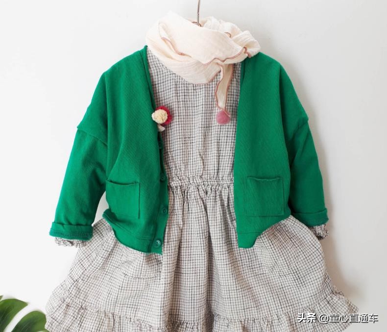 童装秋冬季新款刺绣针织衫,童装韩系风秋装针织