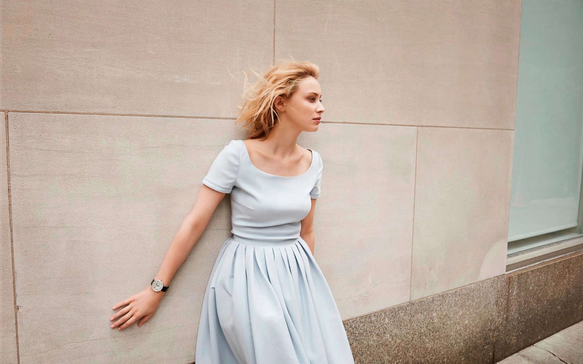 宽肩细腰大胯穿搭,窄胯宽肩怎么穿好看