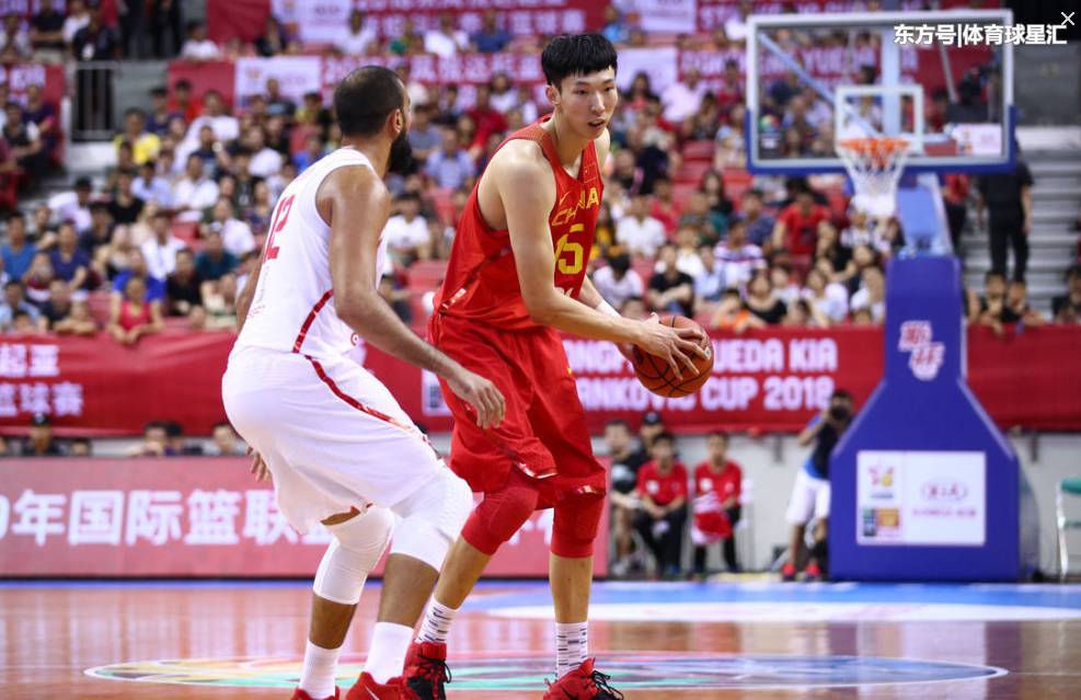 姚明篮球场上打架事件,姚明打球打架事件