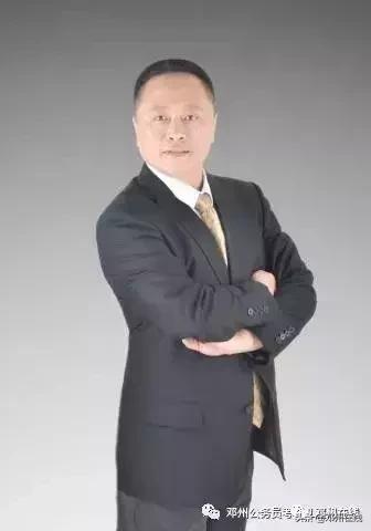 公务员没背景能到什么级别,没背景考公务员能上岸么