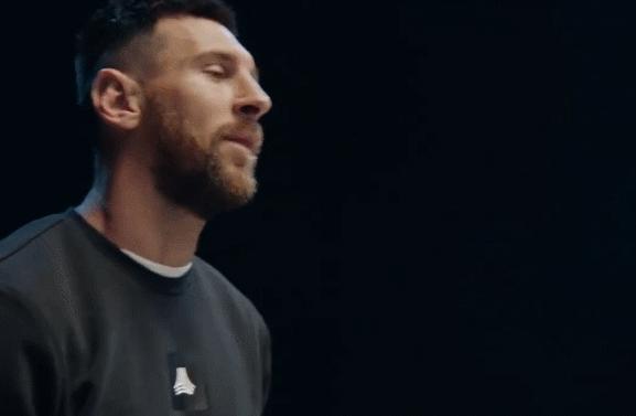 梅西8座金球专属战靴,梅西15周年足球鞋哪买得到正品