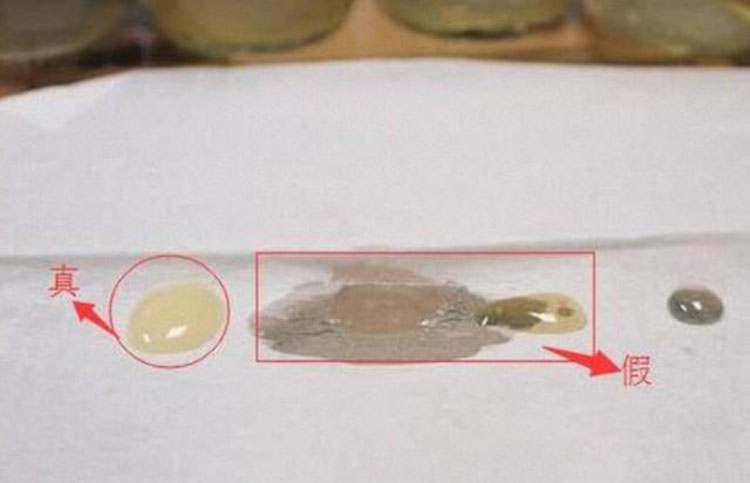 怎样鉴定蜂蜜的真假最简单的方法,如何将蜂蜜放到冰箱鉴别蜂蜜真假