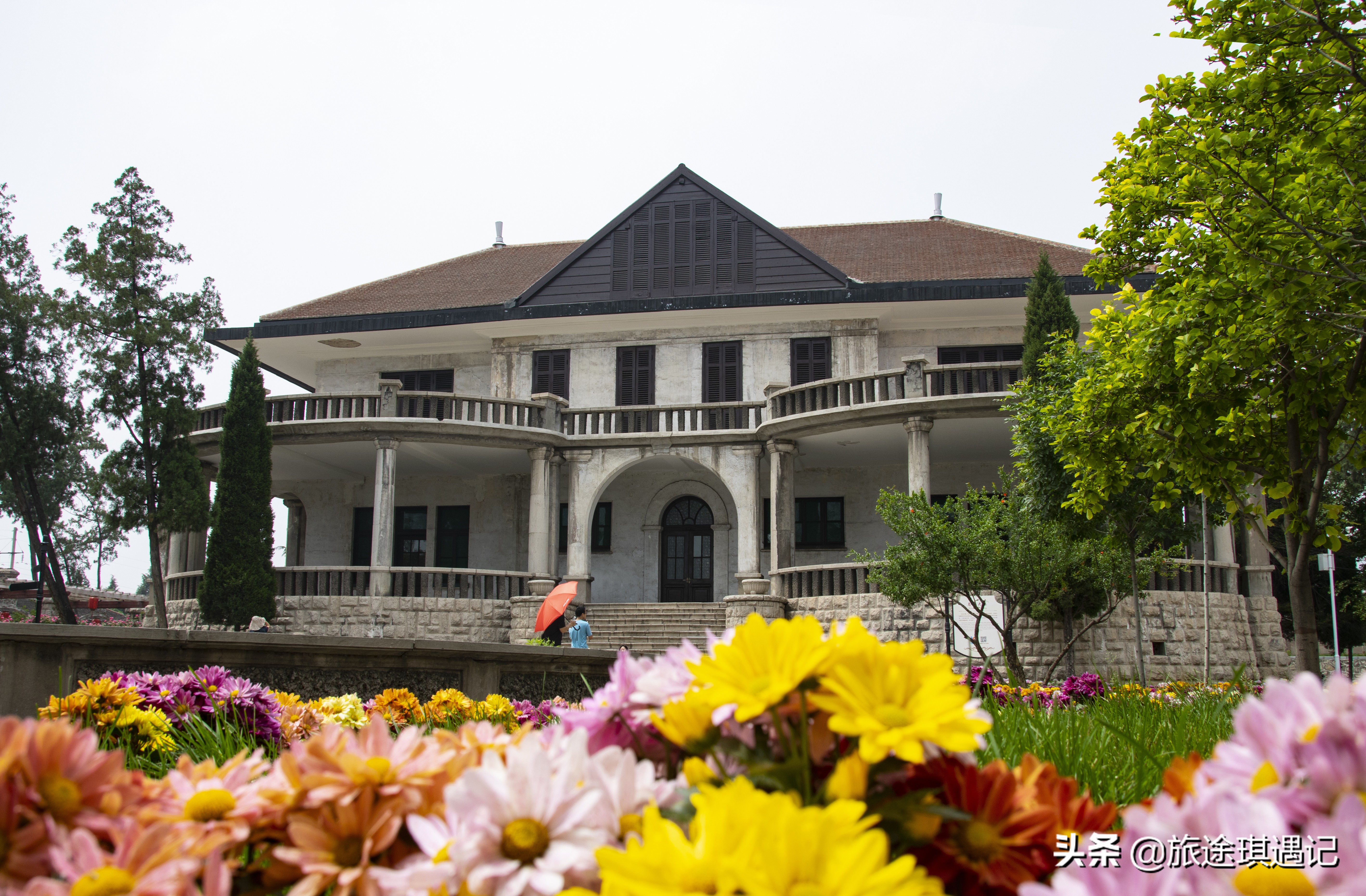 气势非凡的段家楼，中西合璧的建筑群，书写着一部煤矿兴亡史