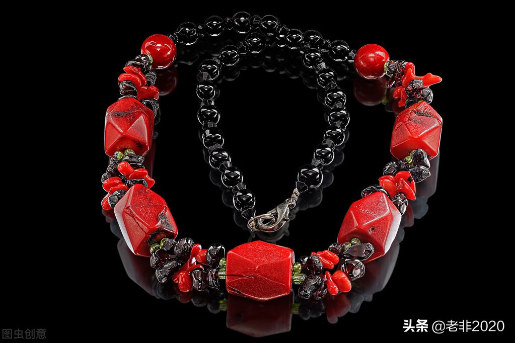 非洲之旅，我带回小一包红珊瑚，卖掉之后赚够了往返的机票钱