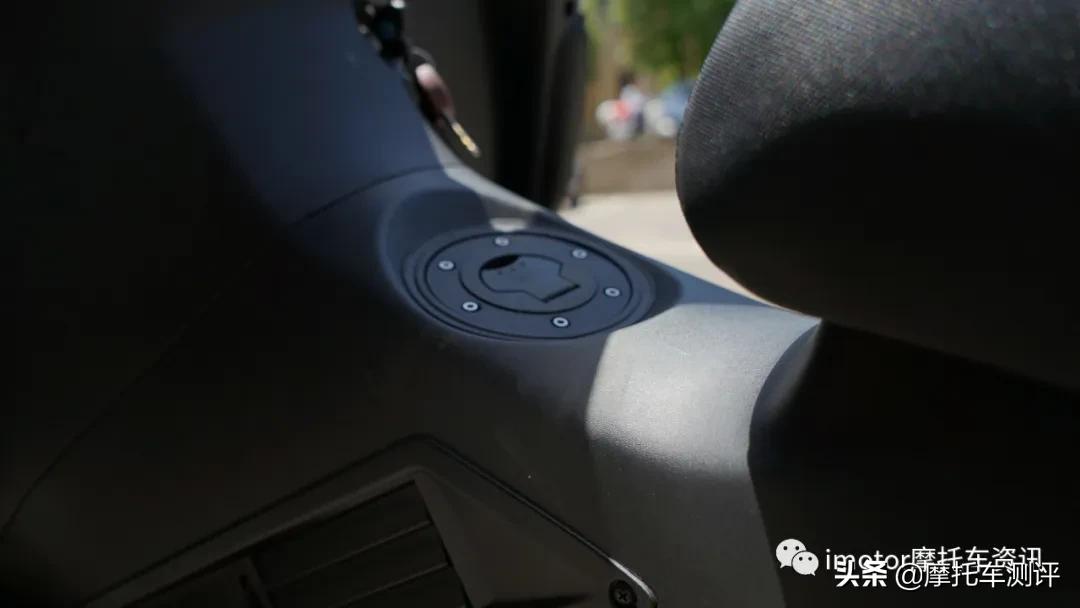 试驾srmax250,阿普利亚srmax250提车视频