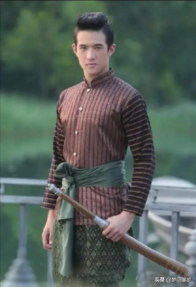 泰国传统服饰平民和皇室的区别,为什么一眼就能看出是泰国人