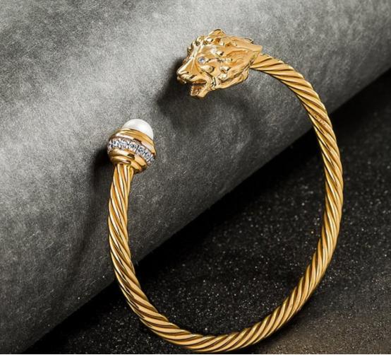 黄金饰品可以和什么饰品搭配,黄金饰品搭配技巧和方法图片