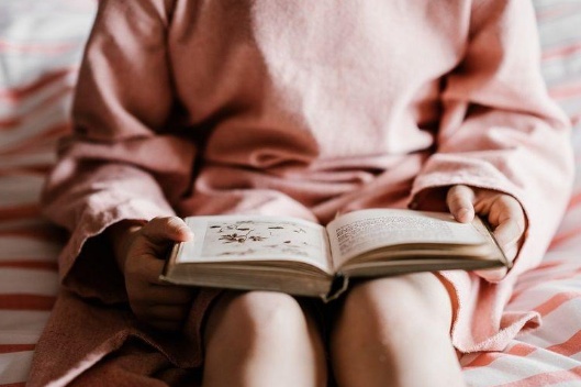 咱家穷吗怎么回答,孩子问父母为什么我们家那么穷