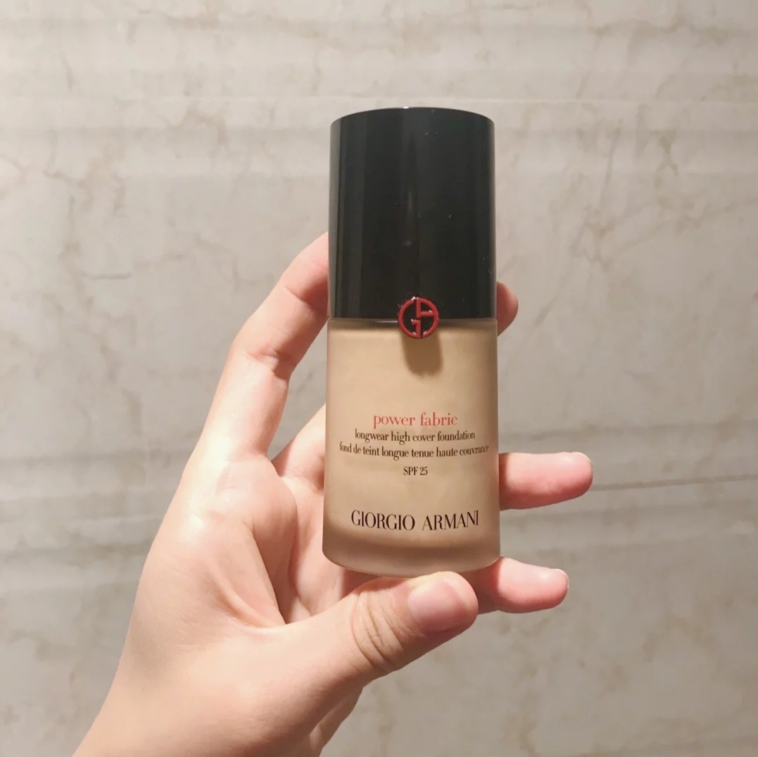 热门粉底液分享,迪奥水润,圣罗兰轻薄不卡粉,NARS抗氧化效果好