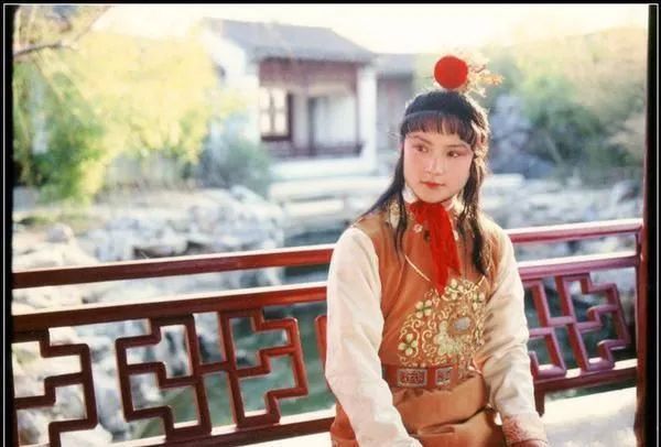 蒋勋红楼梦青年版,蒋勋喜欢红楼梦里谁