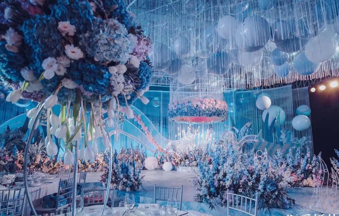 主持婚礼的主持人,赣州海之声婚礼主持人价位