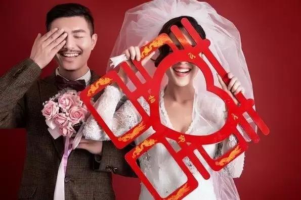 伴娘拦门话术问题,40个伴娘的拦门问题