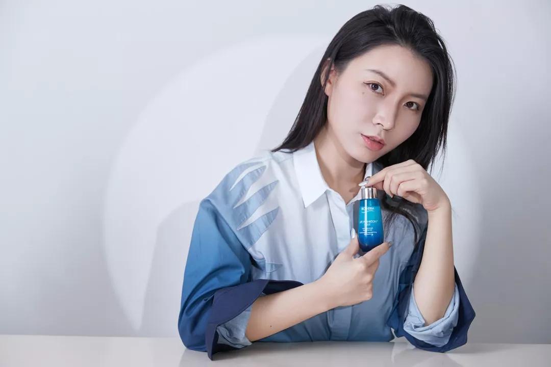 首次尝试欧洲女孩的最爱精华,用过后,手里的精华突然不香了