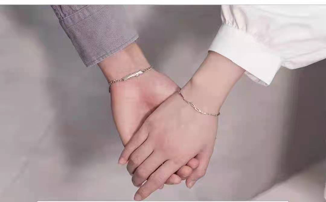 情侣手链感应发光,情侣手链品牌排行榜前十名