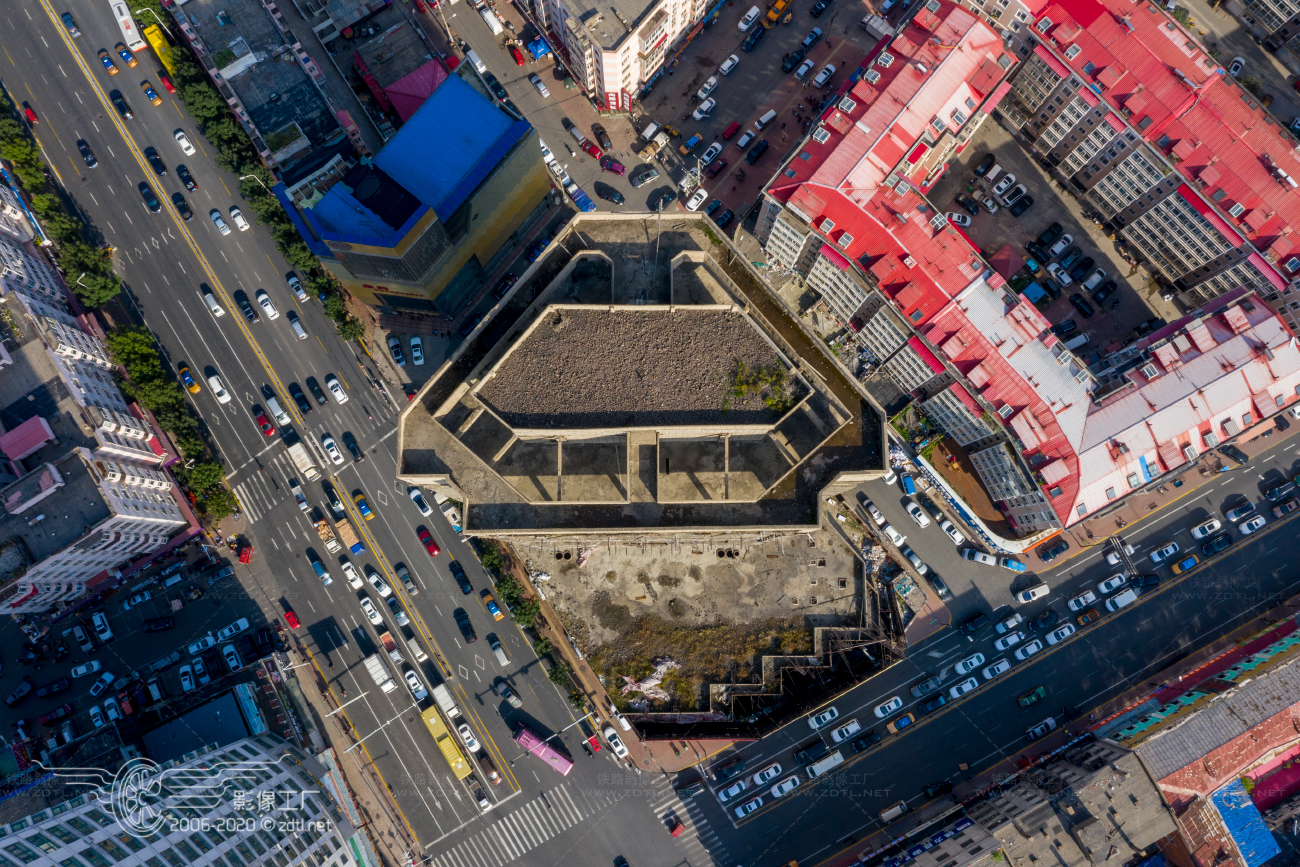 哈尔滨烂尾楼艺华大厦,道外区烂尾楼艺华大厦复建了吗