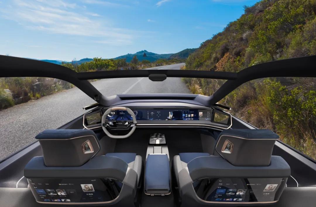 佛吉亚智·臻座舱亮相上海车展创新技术推动零排放出行