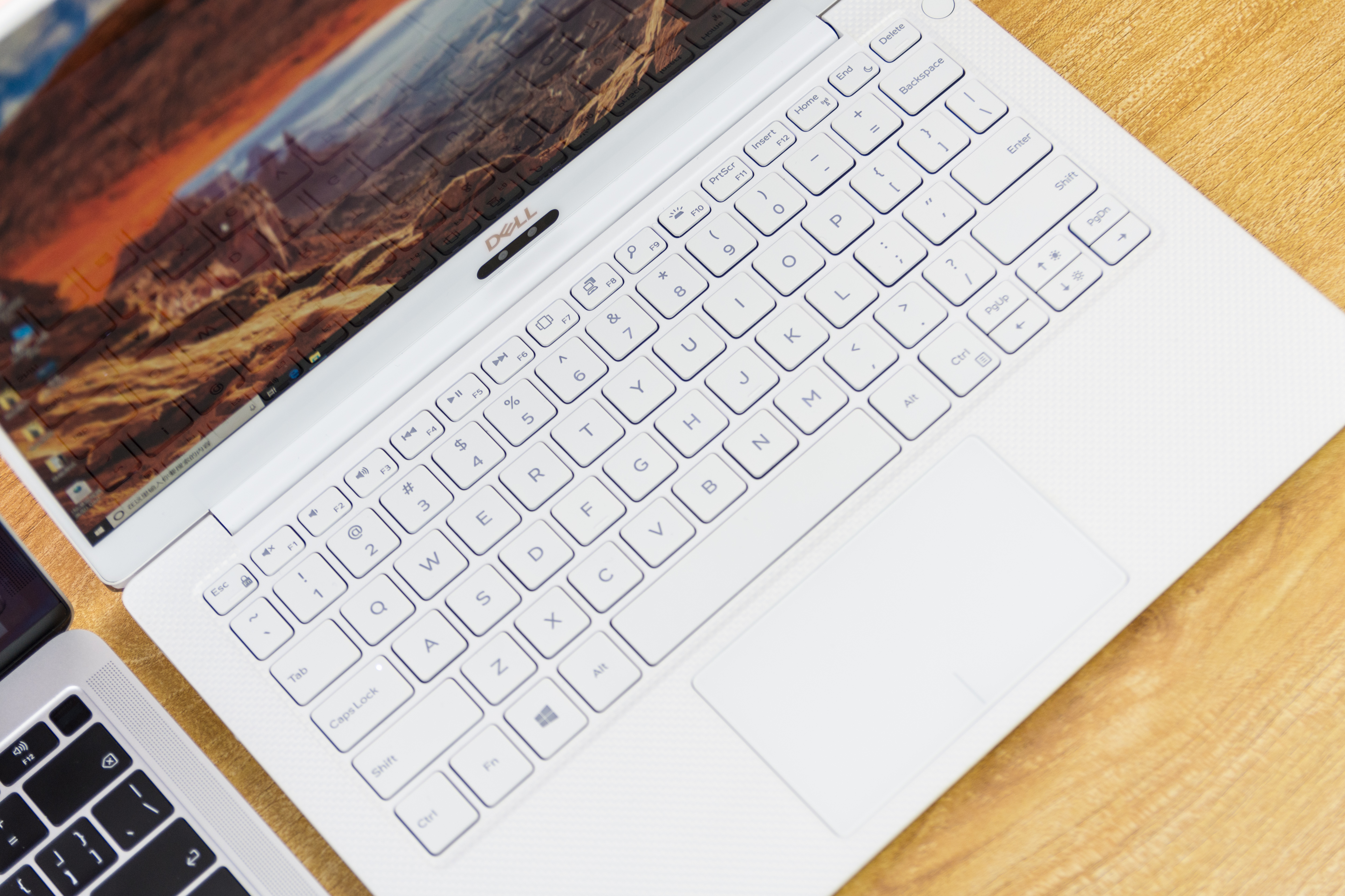 xps13对比macbookair,戴尔xps13对比macbook