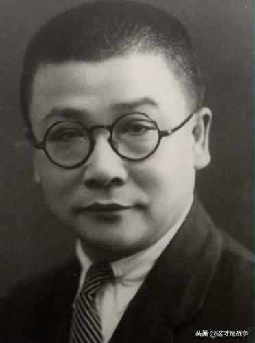 他一回国就破获敌特大案，其来历只有两人知道，一个姓康一个姓李