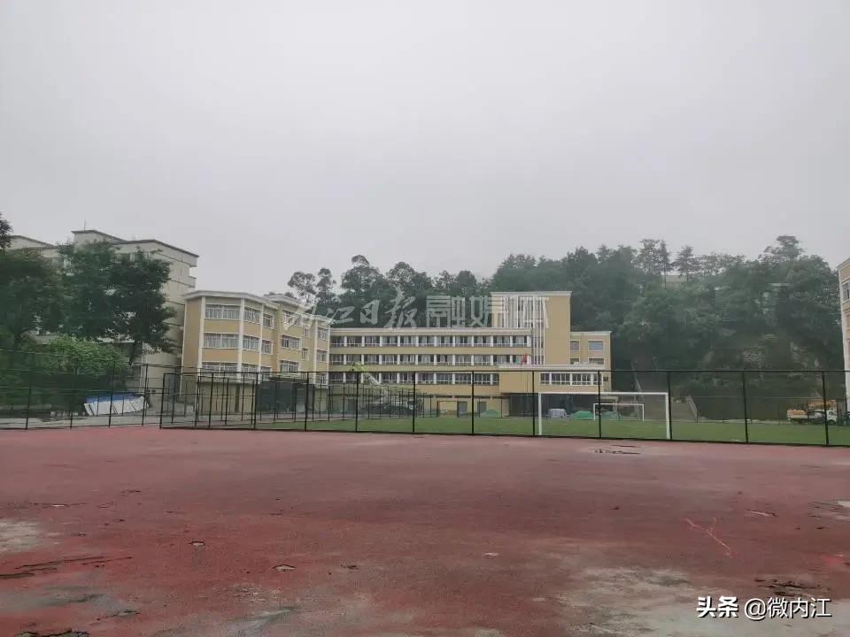 法兰克福威远足球青训中心,法兰克福足球青训学校