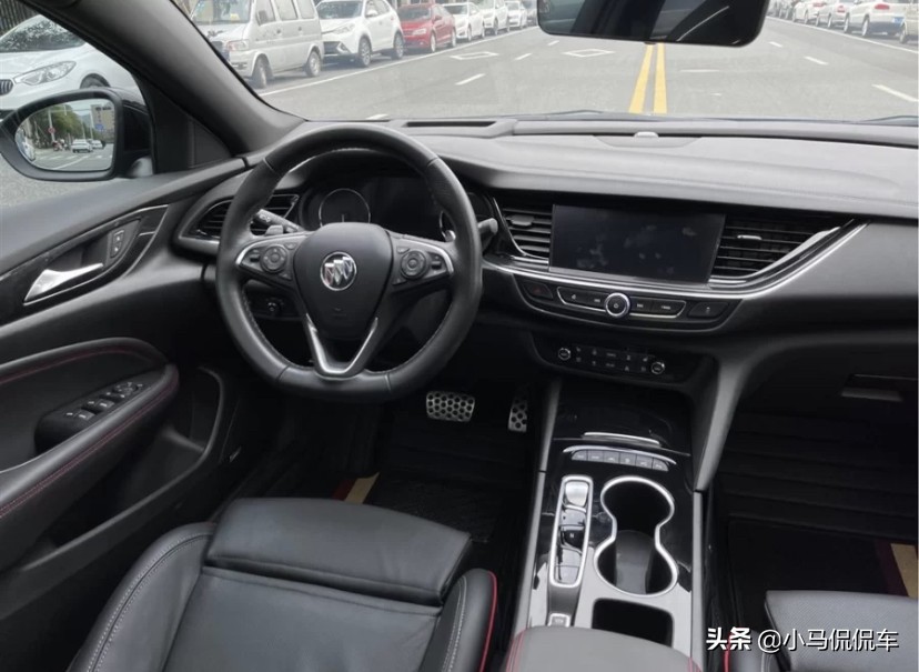 迈腾看了，2.0T的天籁看了，最后入手君威GS，我这价格不算贵吧