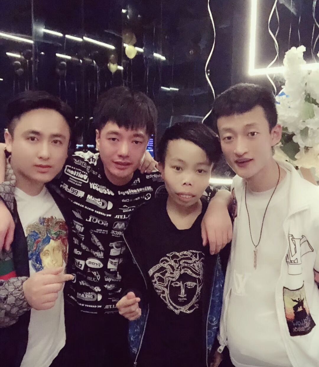 靠谱哥被骂完整版,散打哥直播陈山